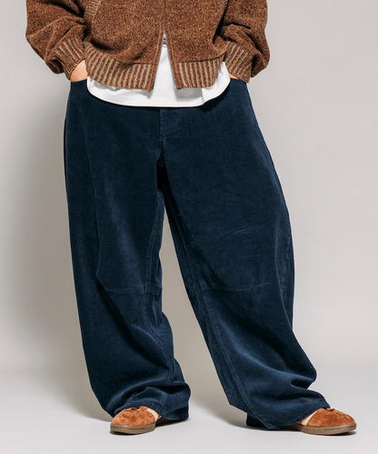 寬鬆版型 單水洗 彎曲燈芯絨長褲
