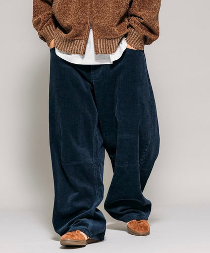 寬鬆版型 單水洗 彎曲燈芯絨長褲