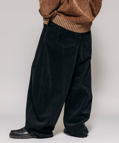 寬鬆版型 單水洗 彎曲燈芯絨長褲