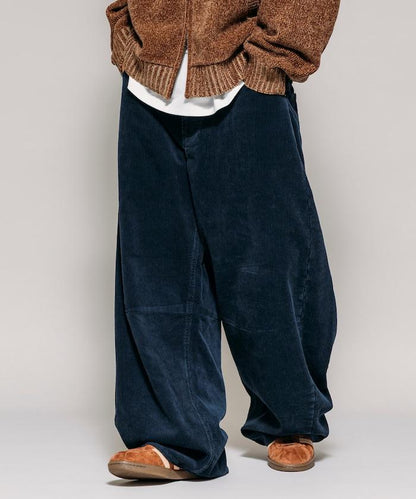 寬鬆版型 單水洗 彎曲燈芯絨長褲