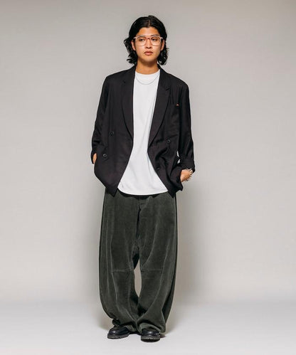 寬鬆版型 單水洗 彎曲燈芯絨長褲