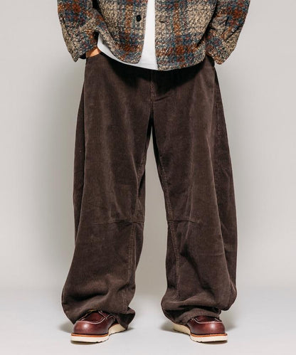 寬鬆版型 單水洗 彎曲燈芯絨長褲