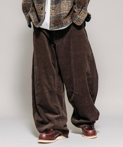 寬鬆版型 單水洗 彎曲燈芯絨長褲