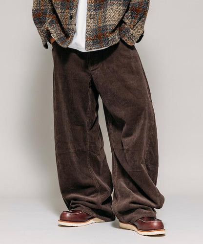寬鬆版型 單水洗 彎曲燈芯絨長褲