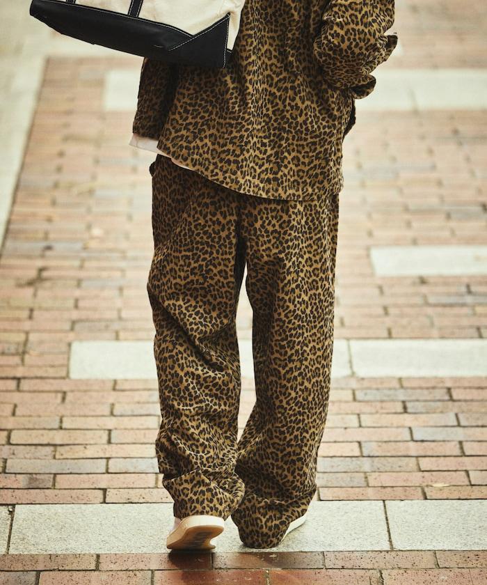 寬鬆直筒版型 全印花燈芯絨休閒褲【可搭配套裝】