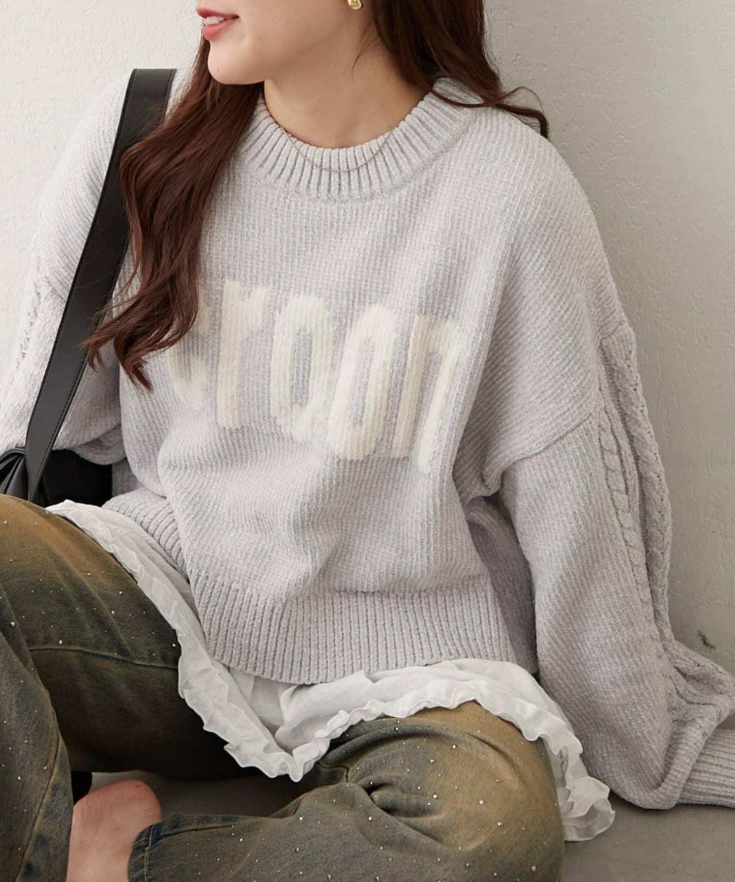 天鵝絨毛線標誌針織衫