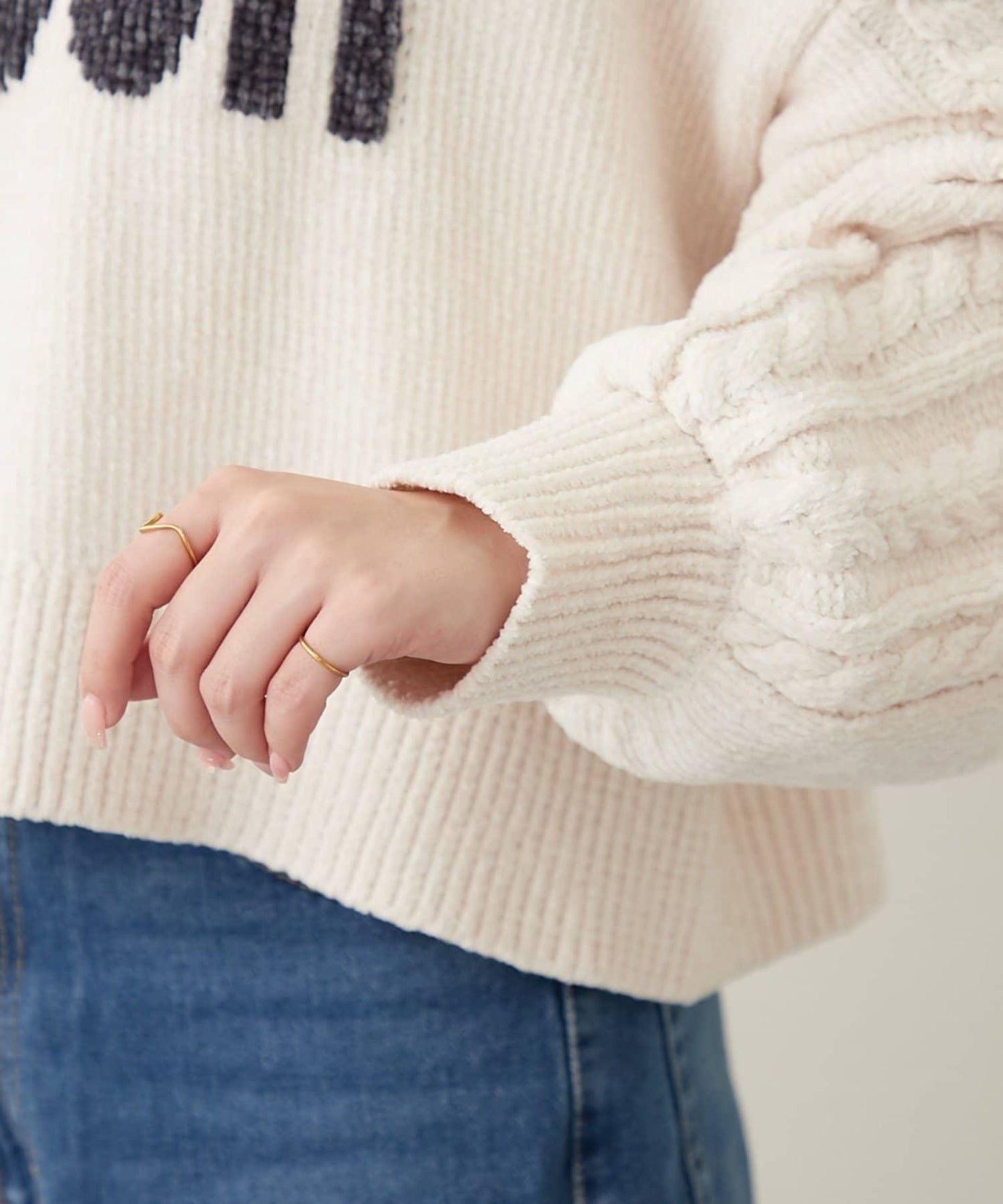 天鵝絨毛線標誌針織衫