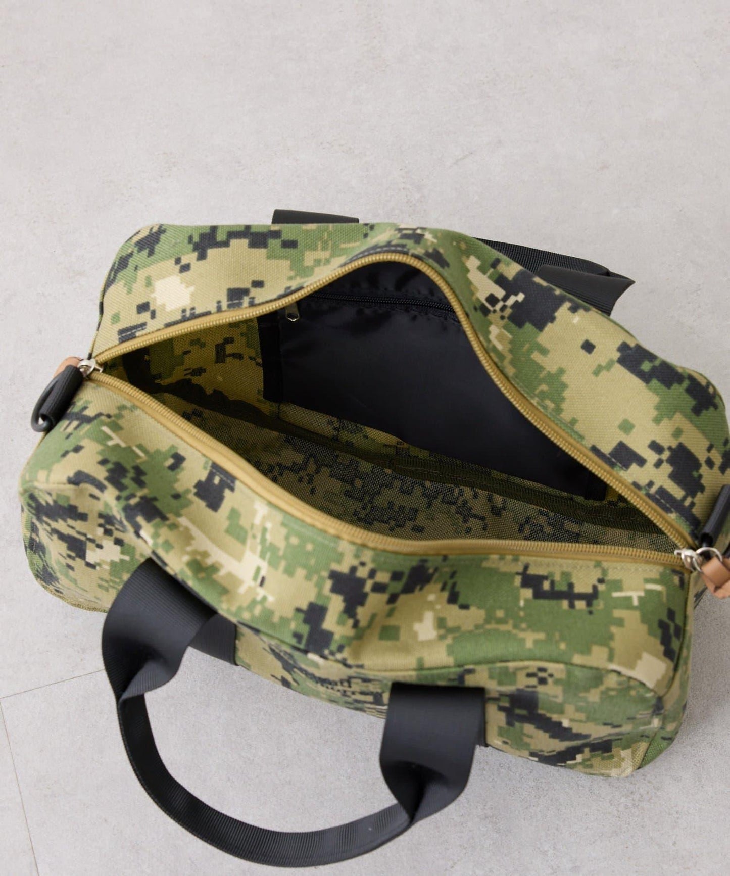 【UNISEX】尼龍拼色迷你波士頓包