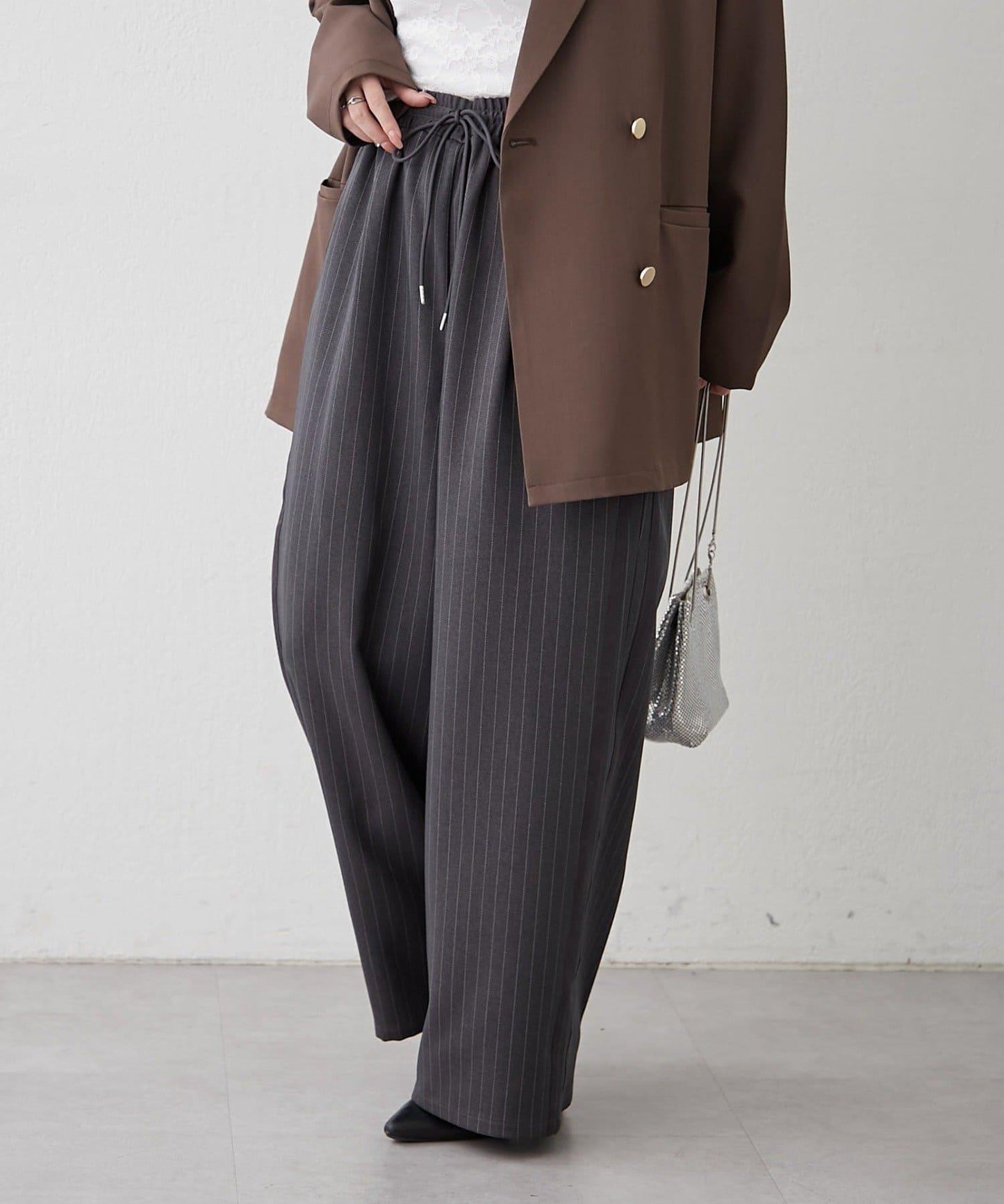 【NUNIFE】細條紋休閒褲