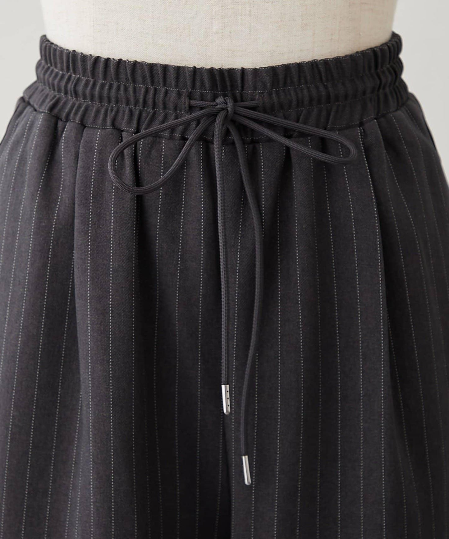 【NUNIFE】細條紋休閒褲