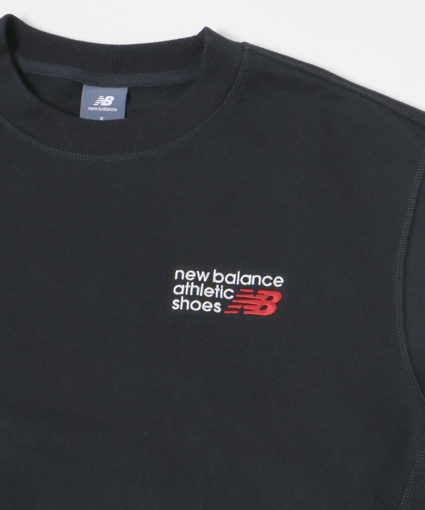 NEW BALANCE 高級標誌圓領衛衣