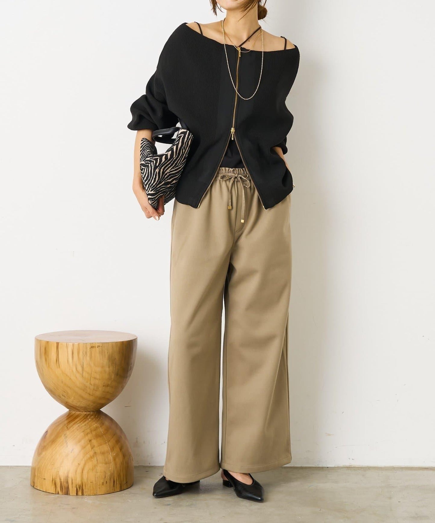 暖感緞面拼接休閒褲