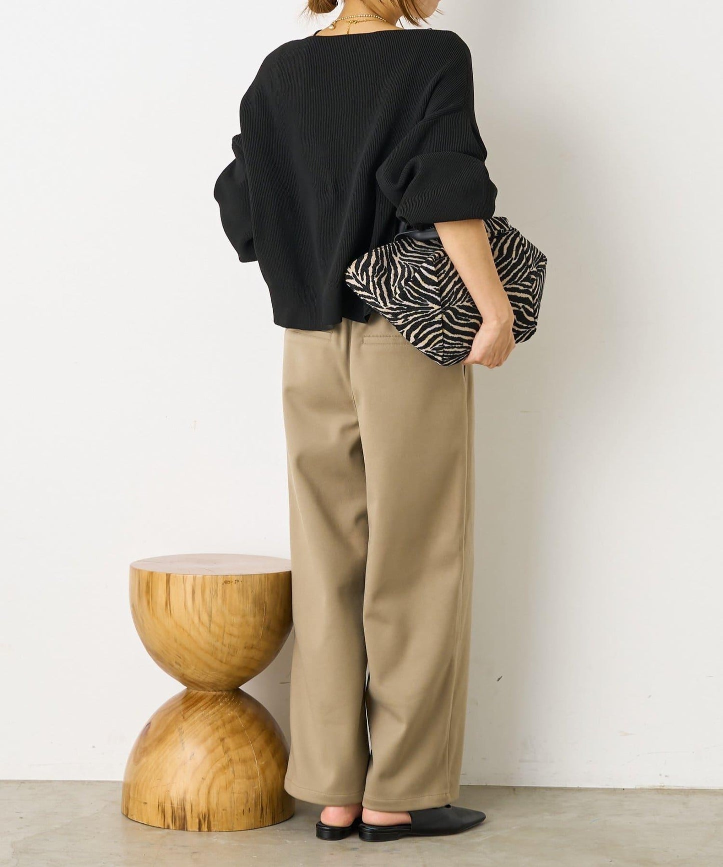 暖感緞面拼接休閒褲