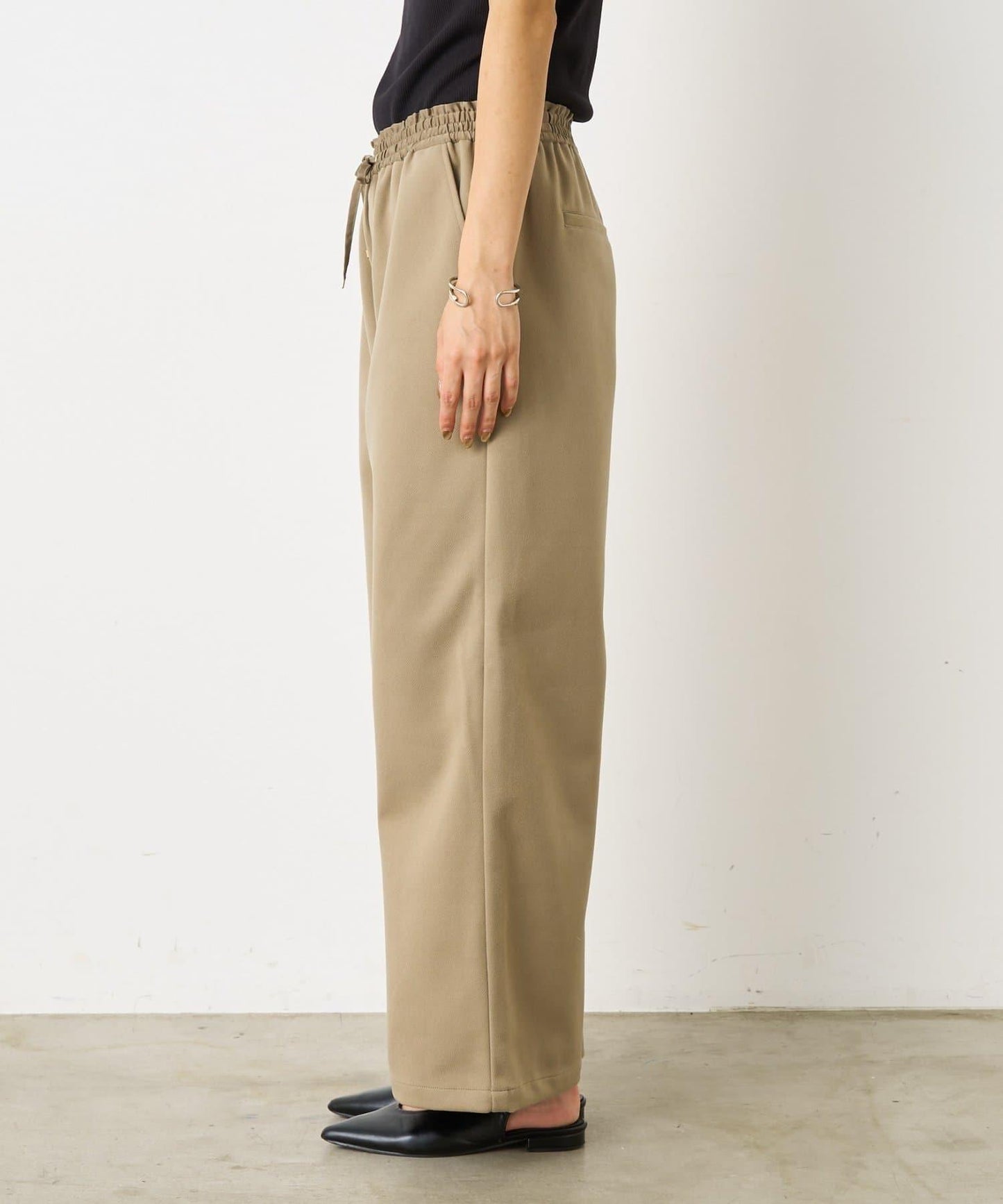 暖感緞面拼接休閒褲