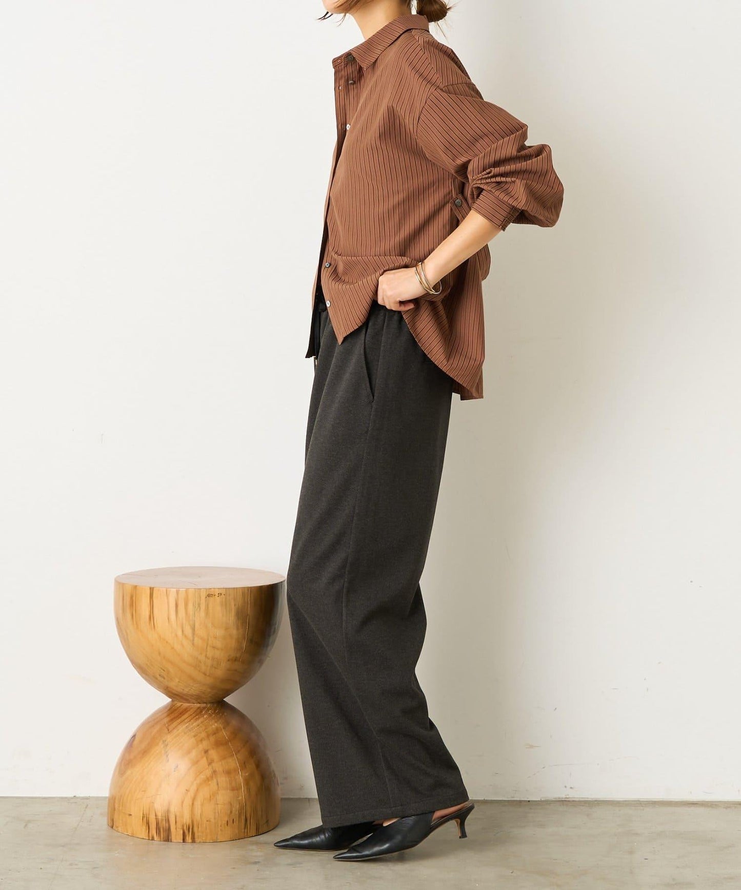 暖感緞面拼接休閒褲