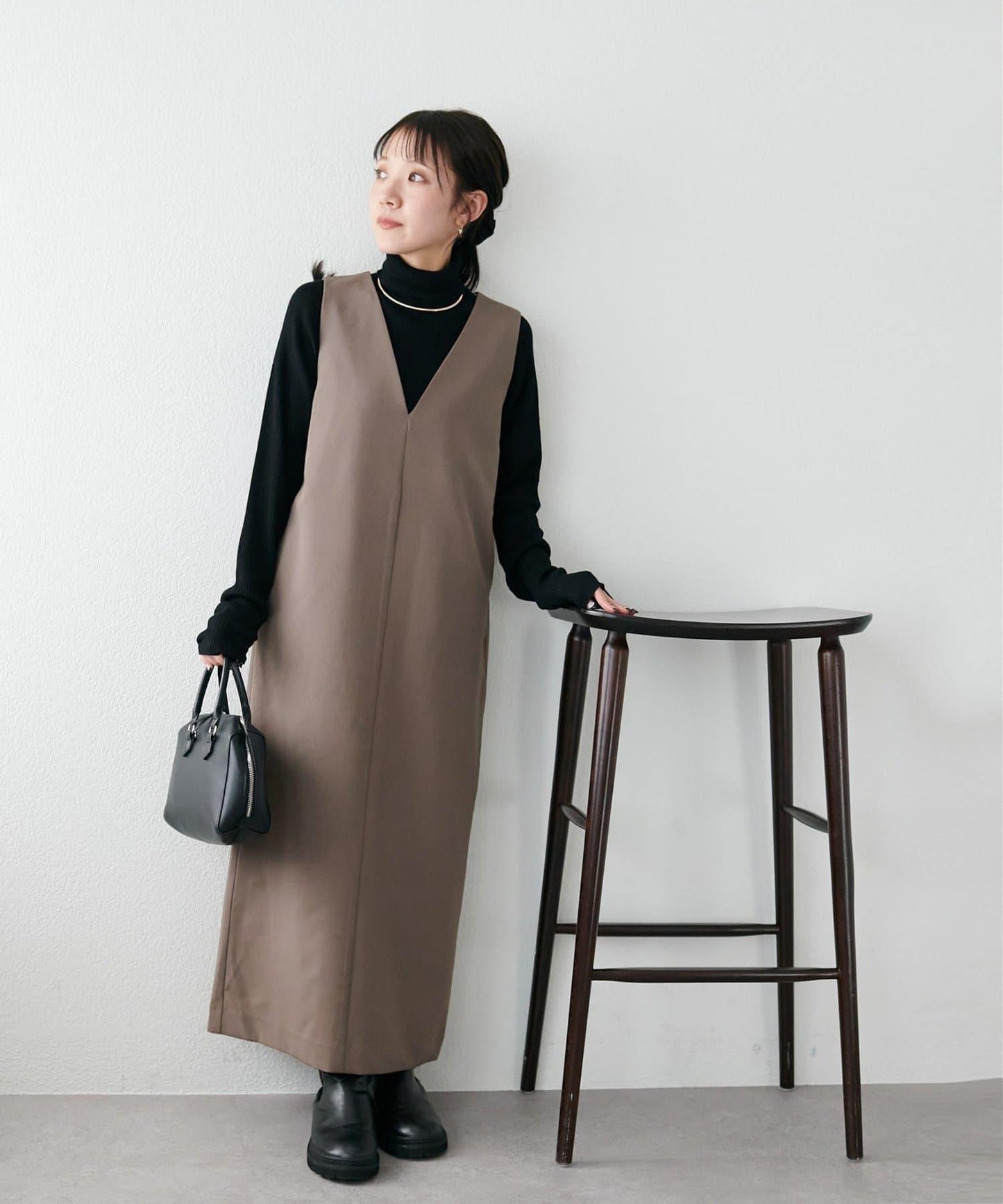 【Discoat】深V連衣裙