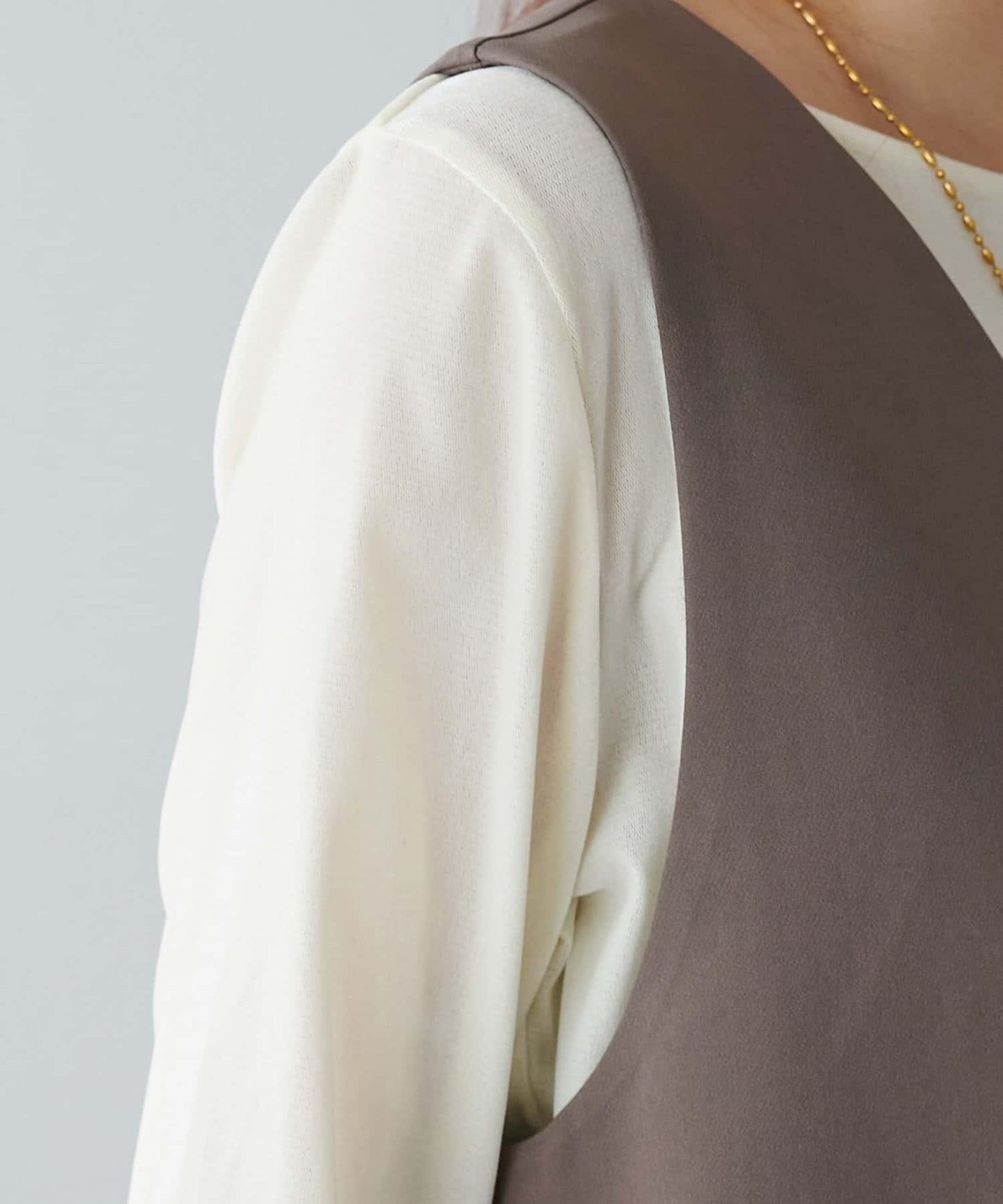 【Discoat】深V連衣裙