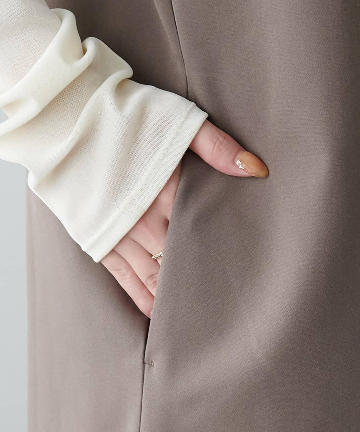 【Discoat】深V連衣裙