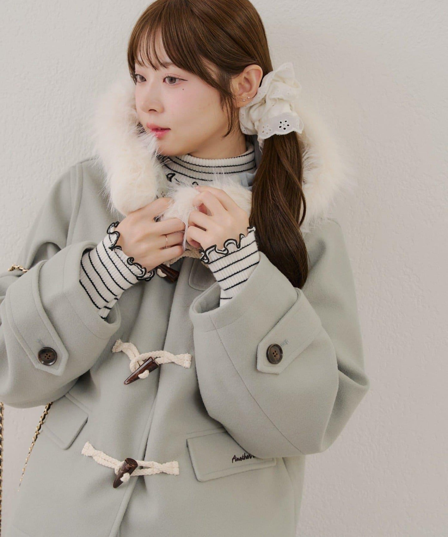 【RMAF】帶毛絨裝飾牛角扣大衣