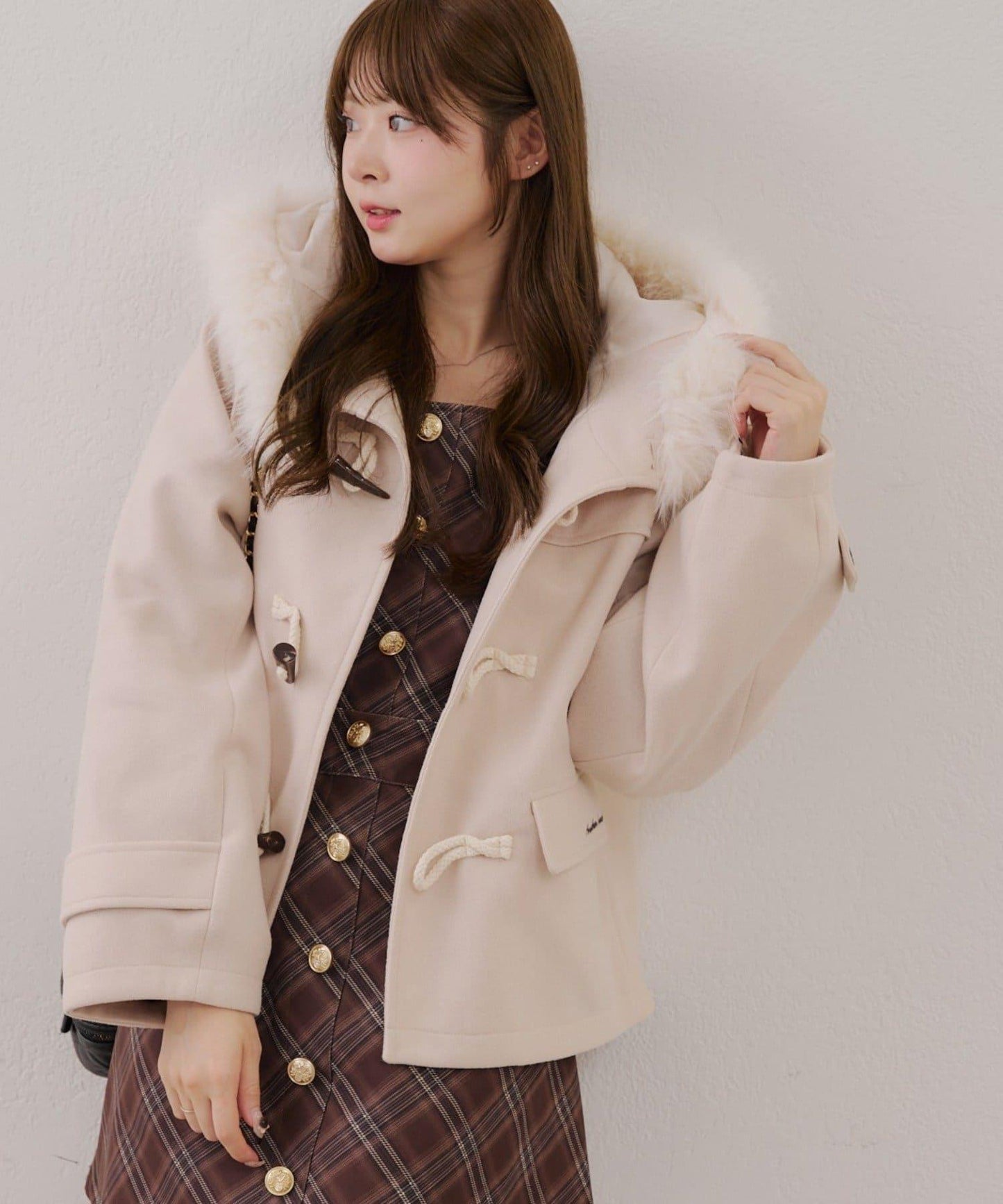 【RMAF】帶毛絨裝飾牛角扣大衣