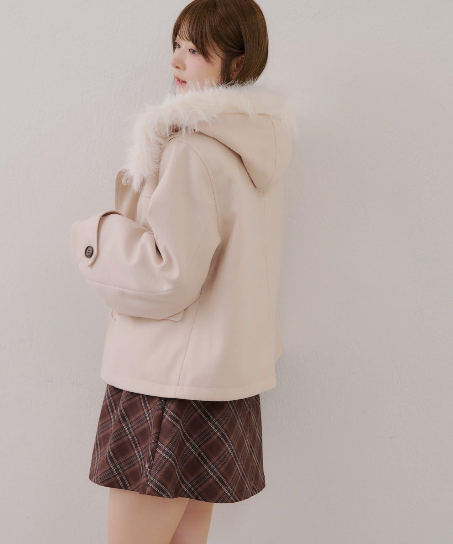 【RMAF】帶毛絨裝飾牛角扣大衣