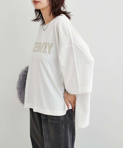 【LARUTA】側開叉寬鬆T恤