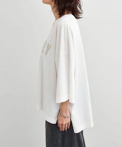 【LARUTA】側開叉寬鬆T恤