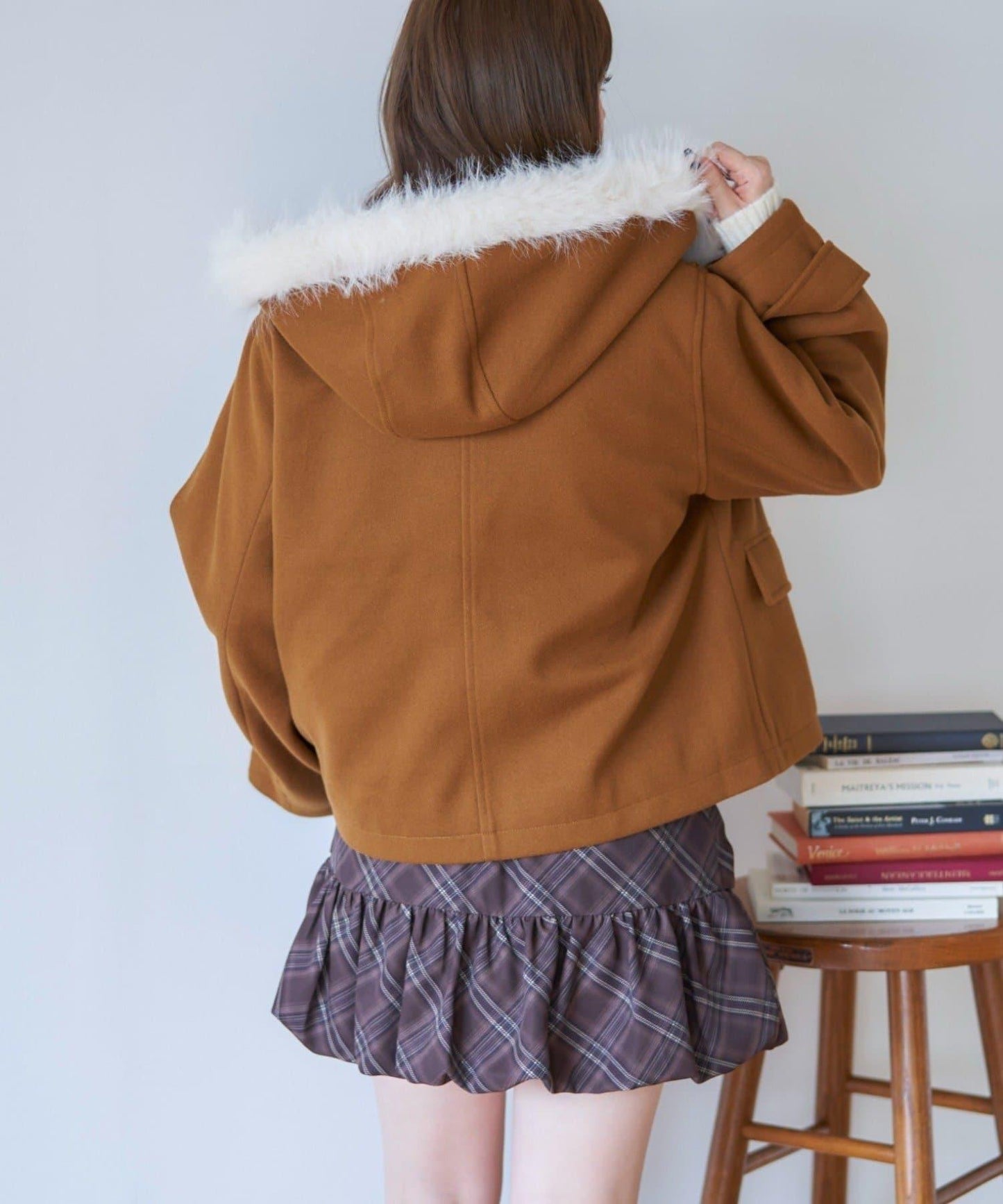 【RMAF】帶毛絨裝飾牛角扣大衣