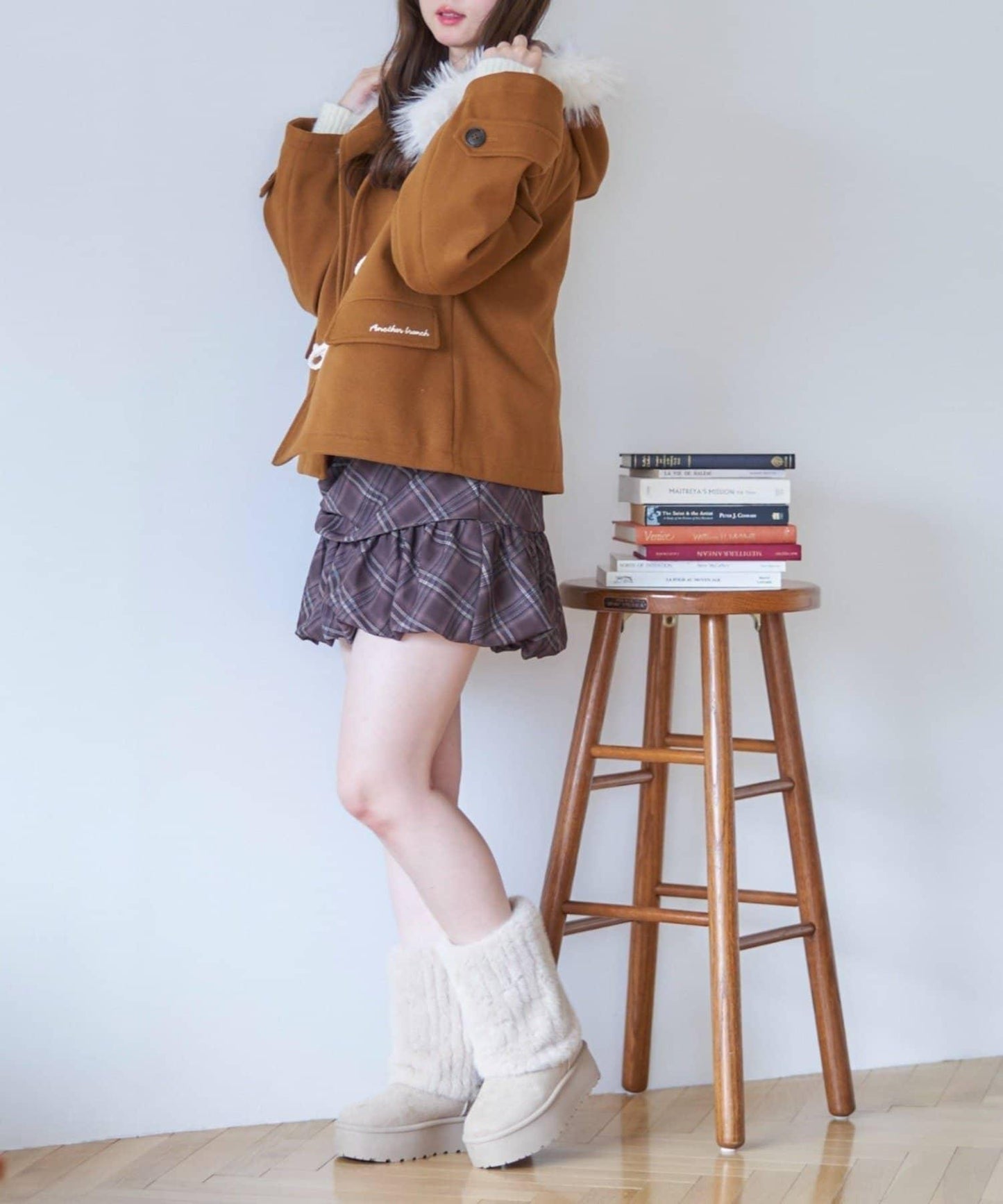 【RMAF】帶毛絨裝飾牛角扣大衣