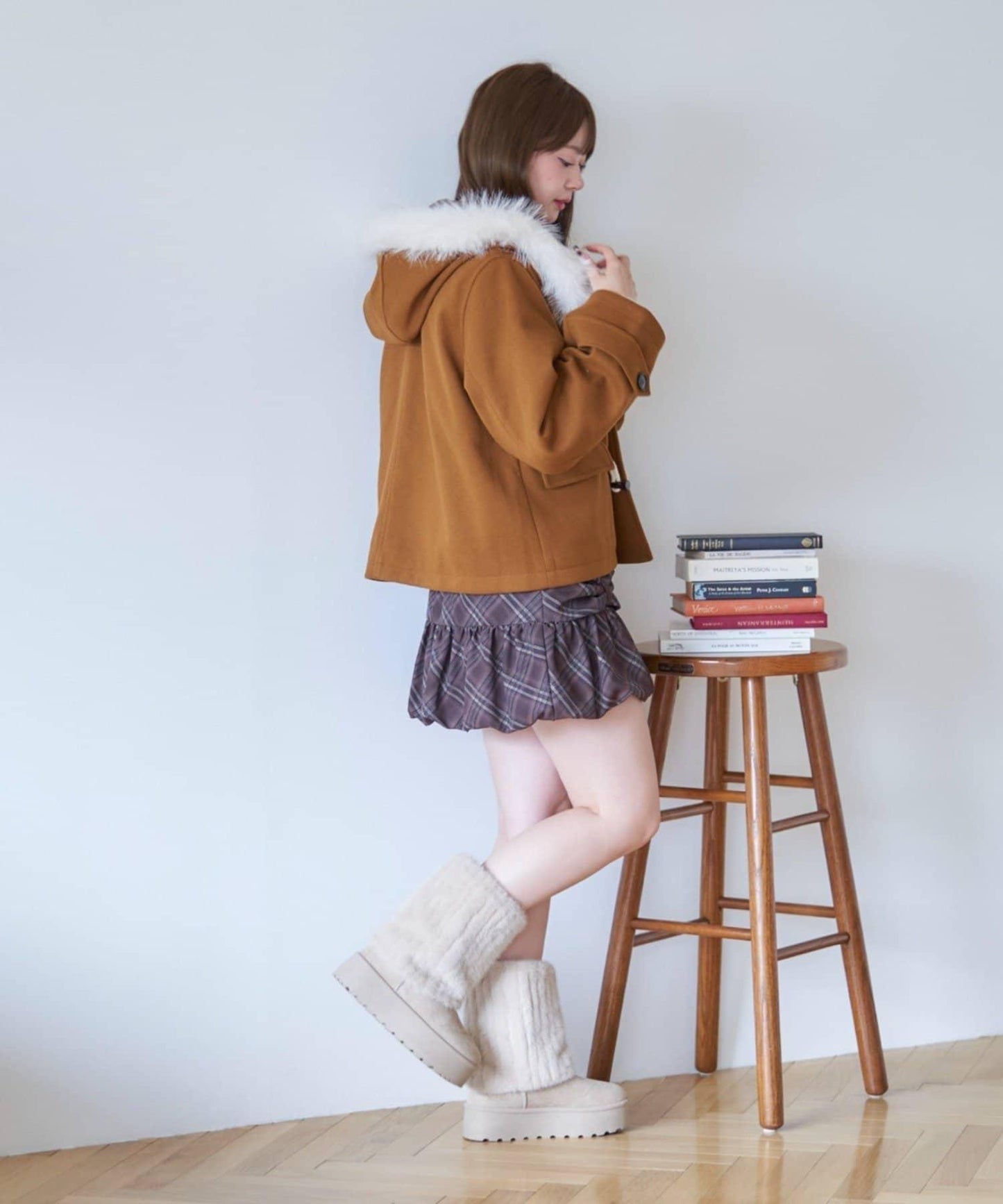 【RMAF】帶毛絨裝飾牛角扣大衣