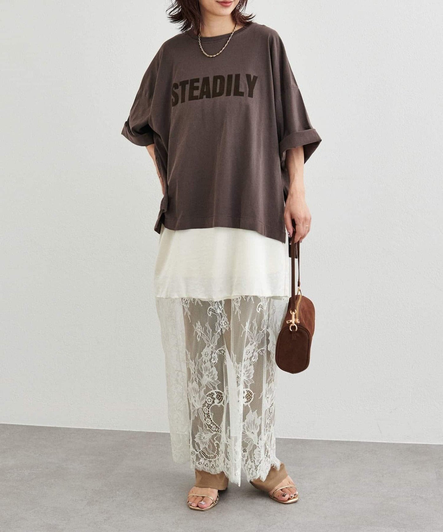 【LARUTA】側開叉寬鬆T恤