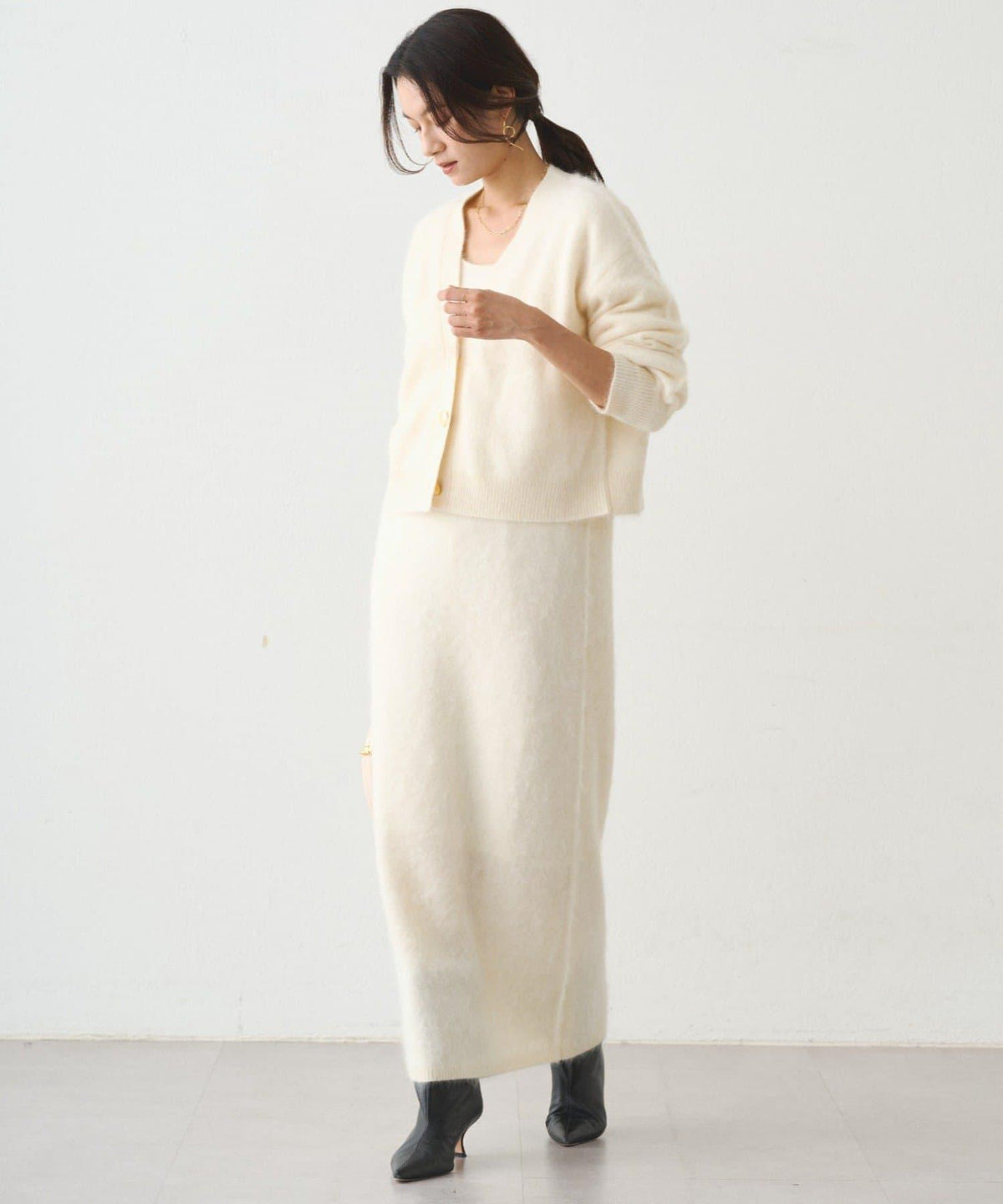 Loungedress 仿貂絨短款針織開衫