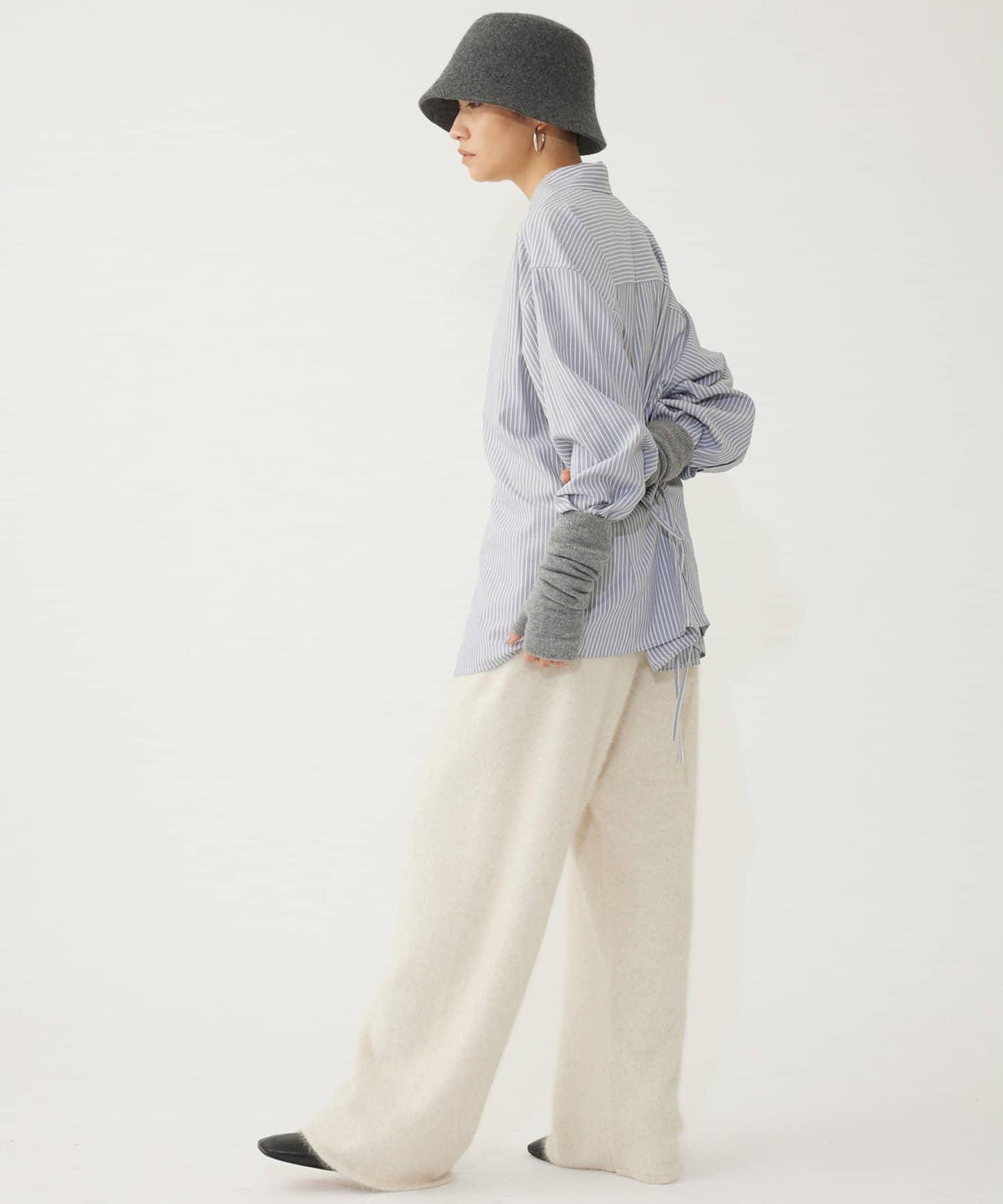 【THE PAUSE】仿毛針織抽繩長褲