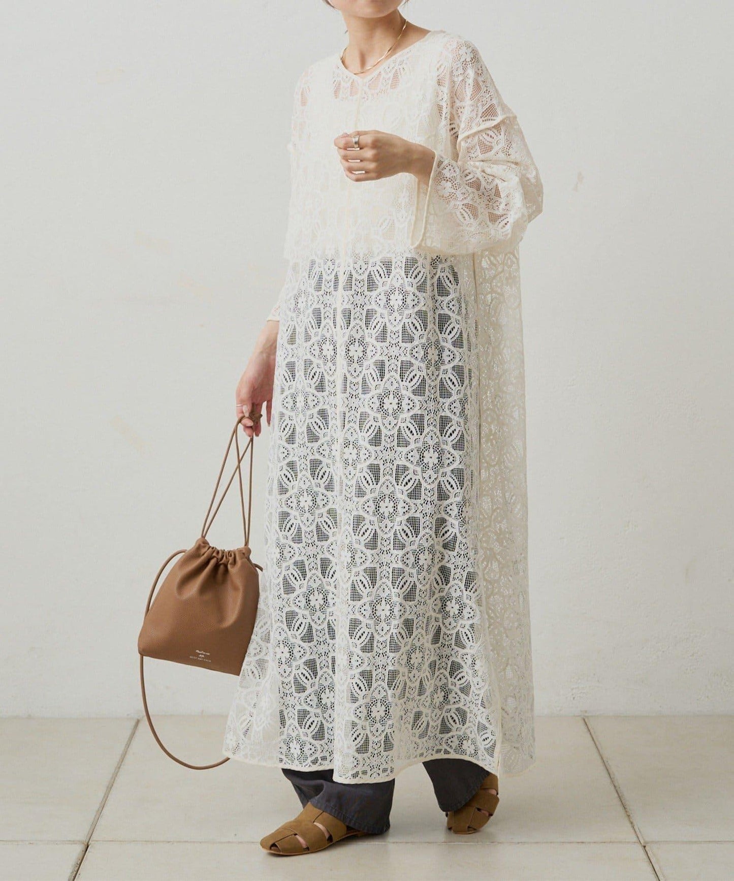 【PUAL CE CIN】雙面風格蕾絲連衣裙