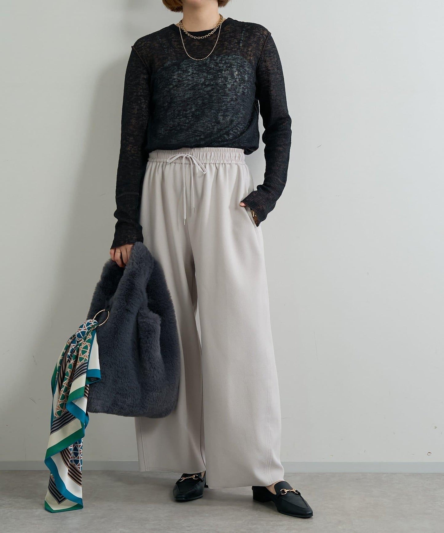 《オンオフ選ばず活躍》桑蠶絲雪紡弧形裁剪長褲