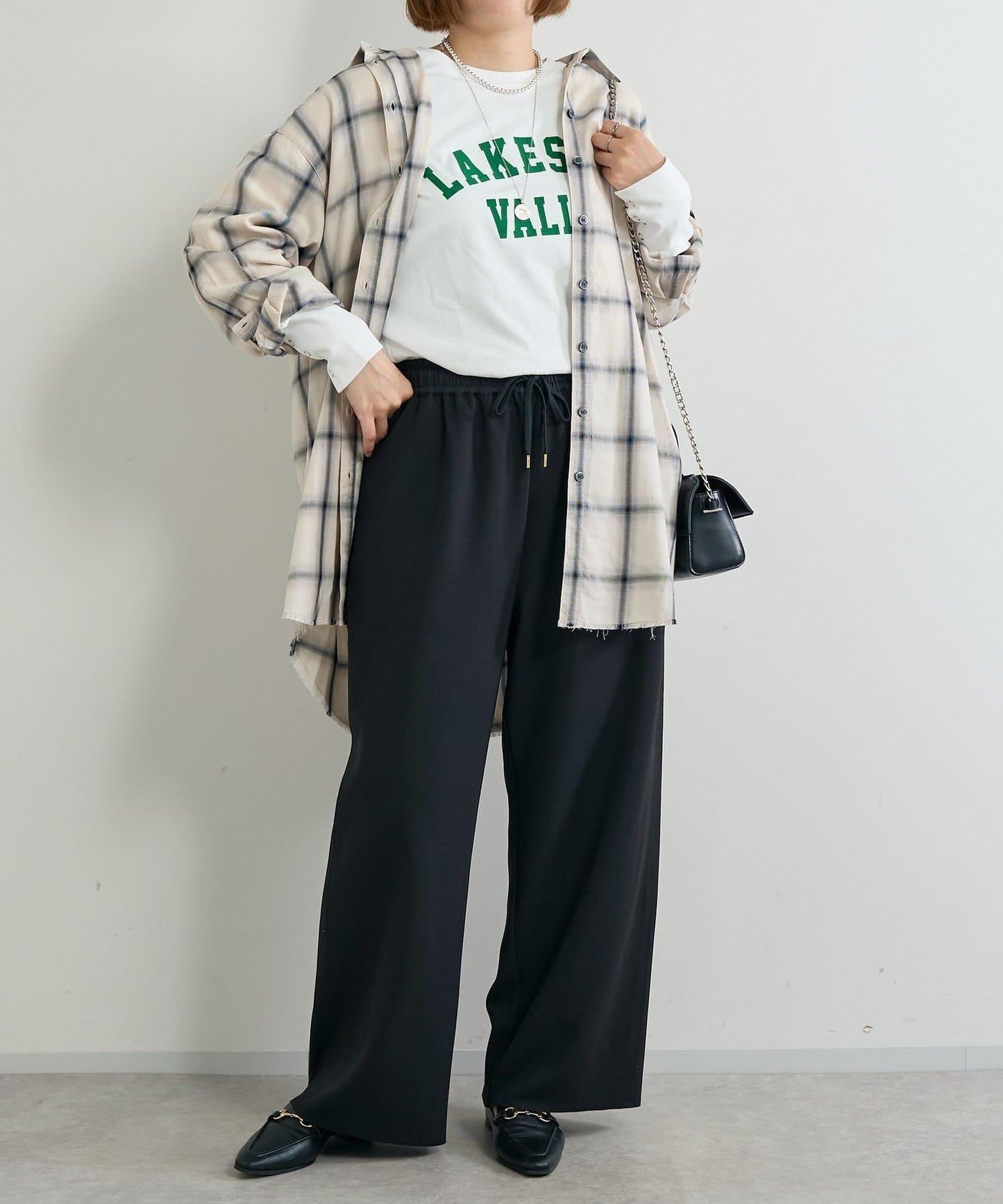 《オンオフ選ばず活躍》桑蠶絲雪紡弧形裁剪長褲