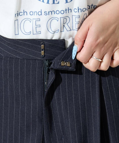 褶皺直筒褲（西裝褲）