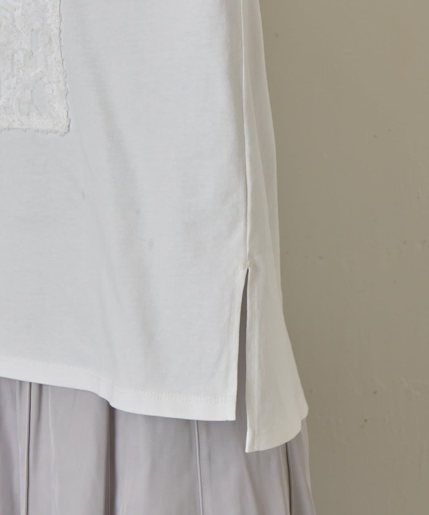 剪裁提花長袖T恤