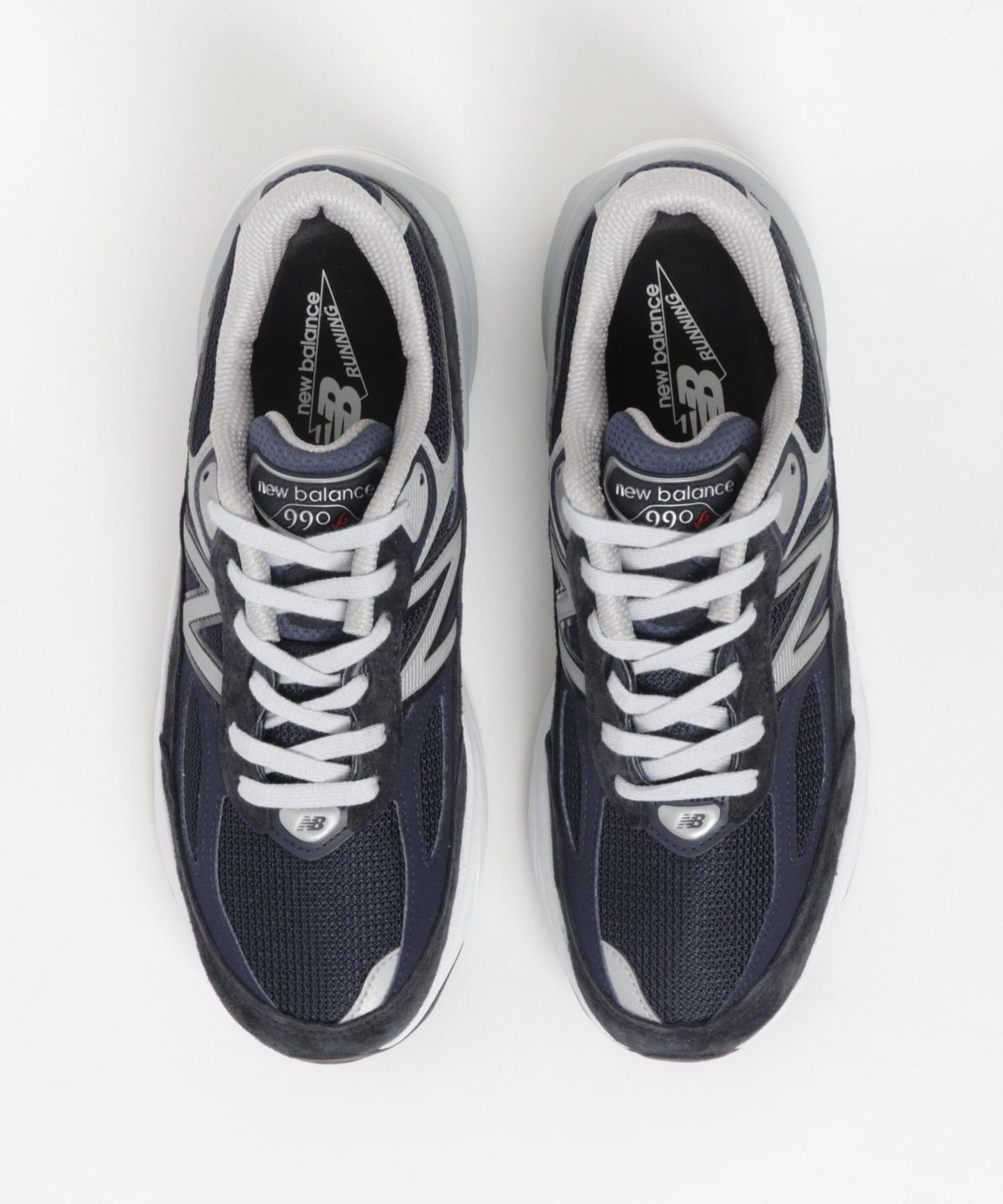 NEW BALANCE W990NV6