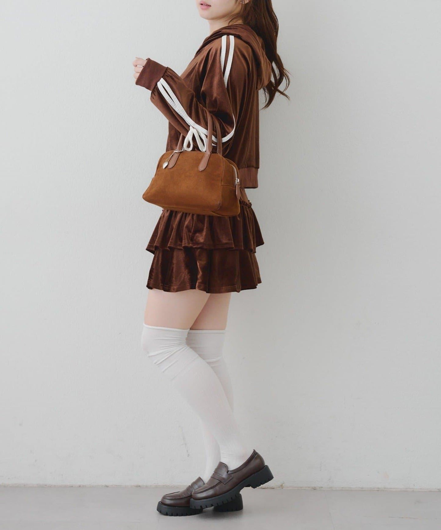 【RMAF】【套裝】袖部蝴蝶結天鵝絨連帽衛衣 & 百褶迷你裙