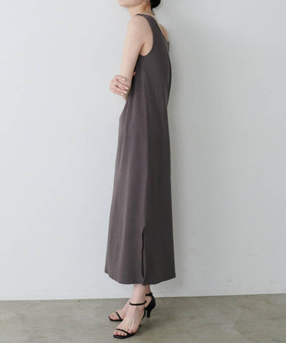 【LARUTA】前後兩穿寬鬆開叉連衣裙