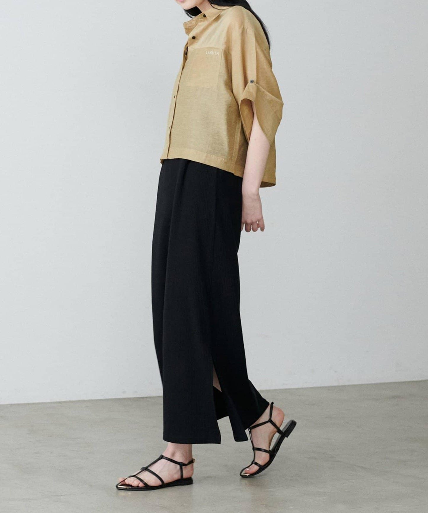 【LARUTA】前後兩穿寬鬆開叉連衣裙