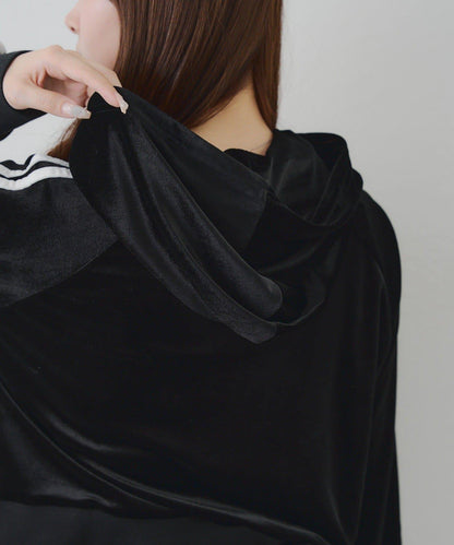 【RMAF】【套裝】袖部蝴蝶結天鵝絨連帽衛衣 & 百褶迷你裙