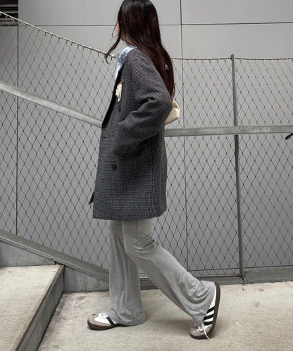 珍珠胸針裝飾格紋西裝外套