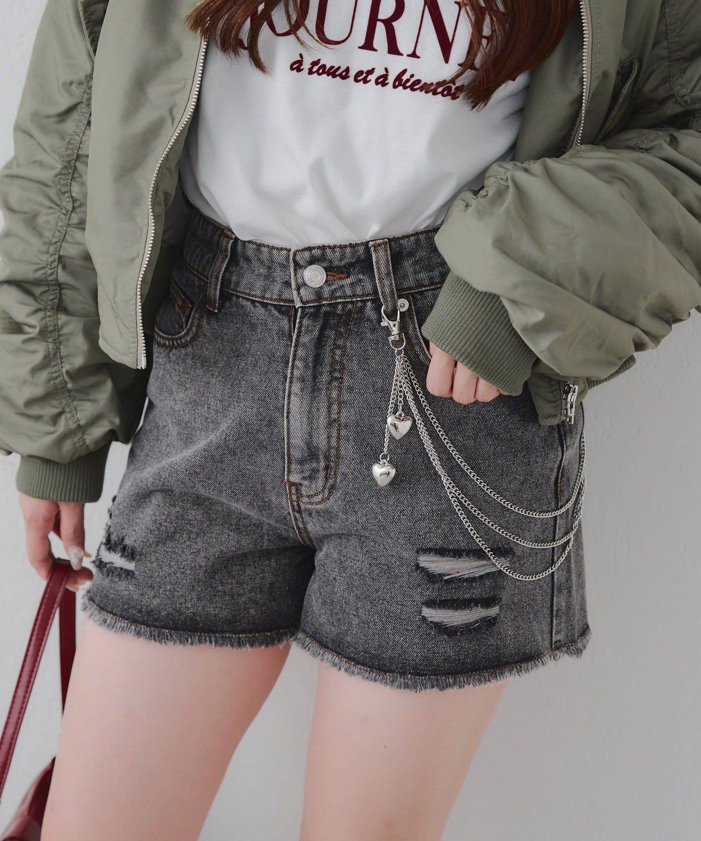 帶愛心鏈裝飾短褲