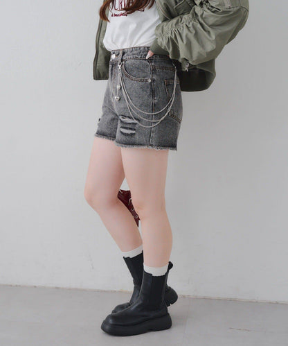 帶愛心鏈裝飾短褲