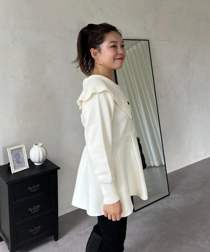 【MOMO】大翻領荷葉邊針織上衣