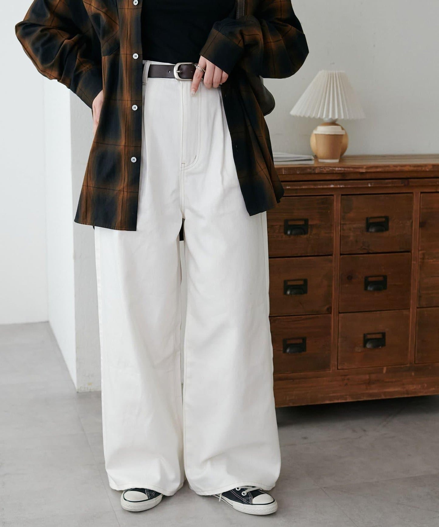 【Discoat】防潑水白色牛仔褲