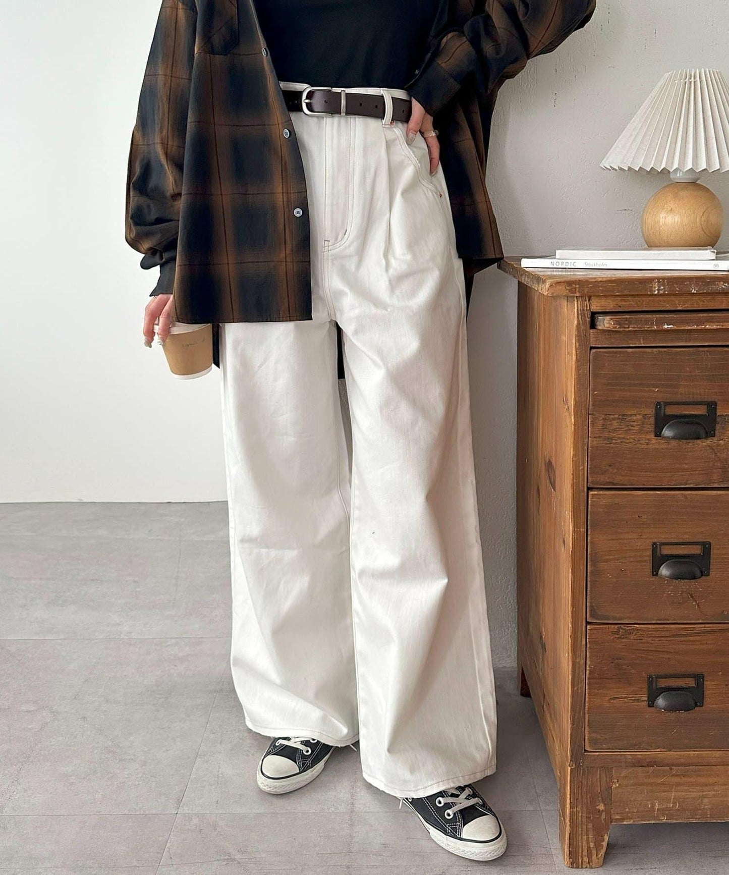 【Discoat】防潑水白色牛仔褲