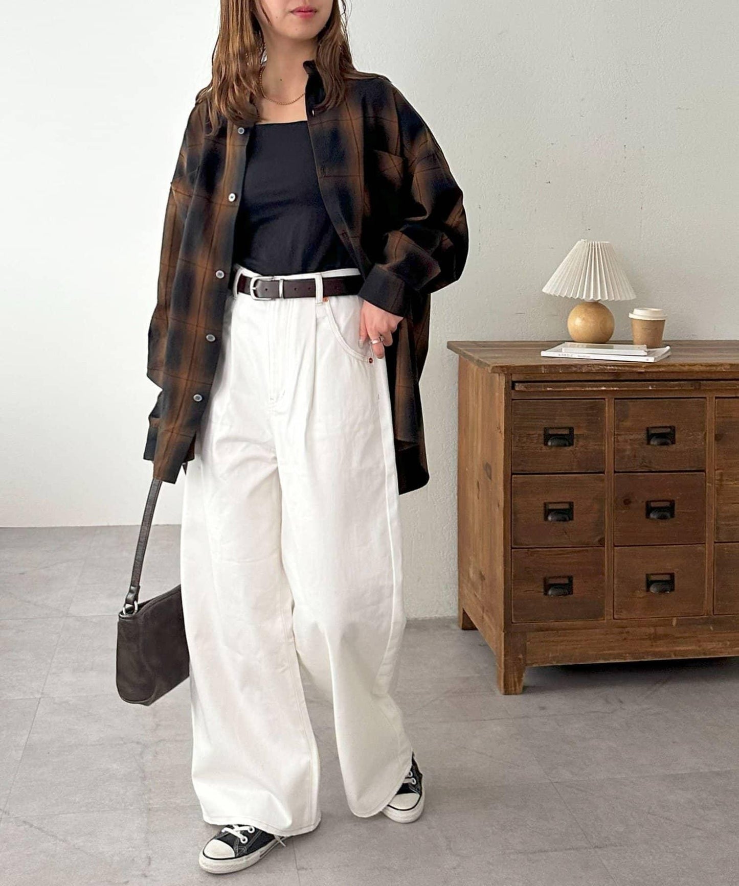 【Discoat】防潑水白色牛仔褲